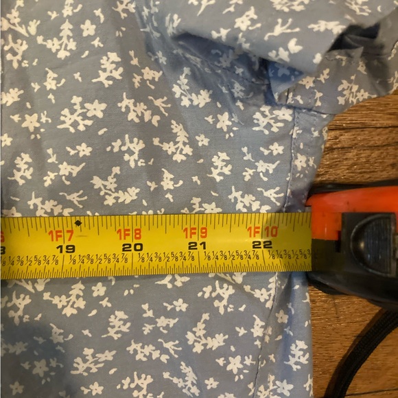 J.Crew Floral short sleeve button down Size Large - Picture 3 of 4